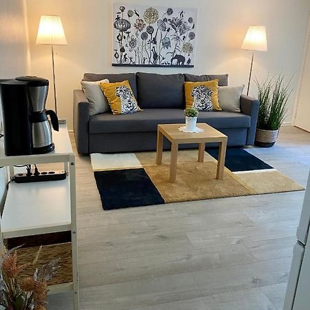 1 Rums-Laegenheter, Gangavstand Till Stroemstads Centrum Strömstad Exterior foto