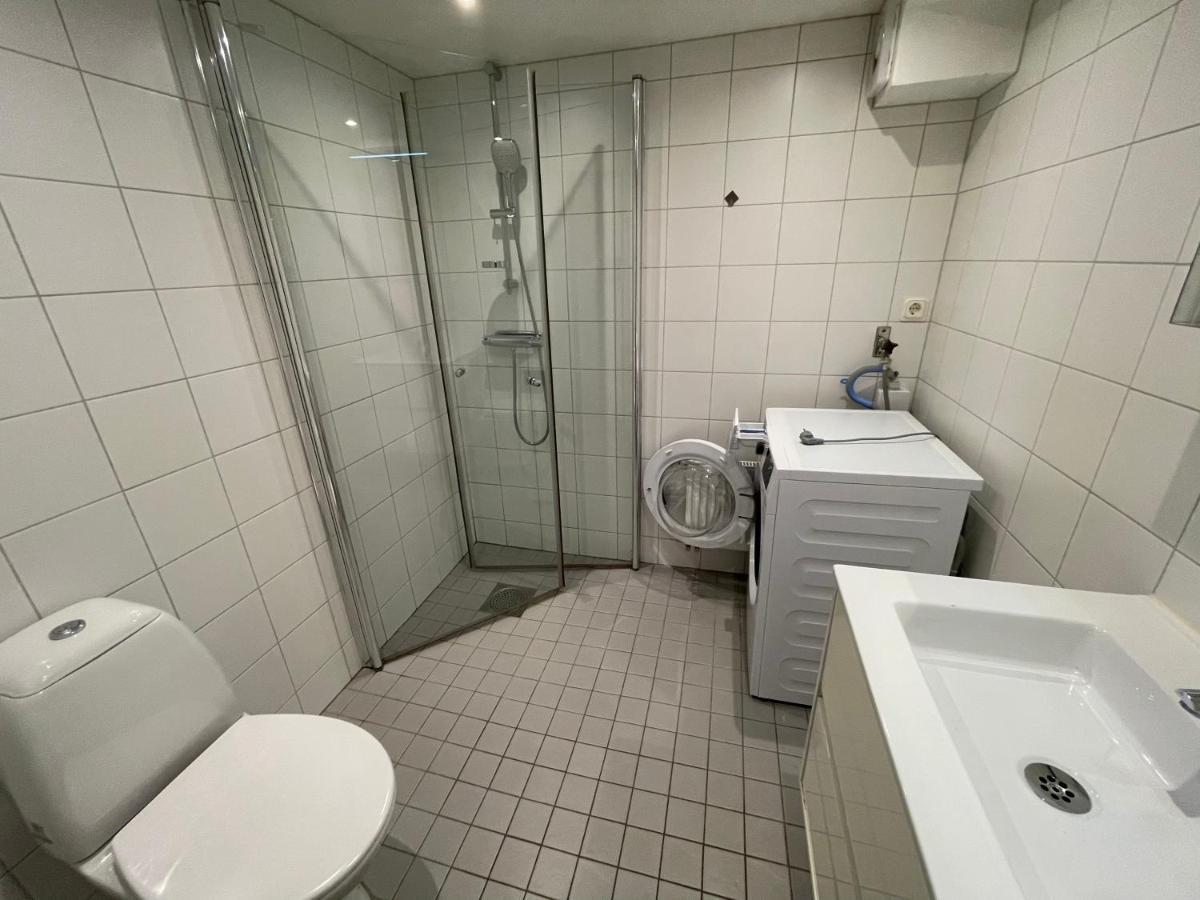 1 Rums-Laegenheter, Gangavstand Till Stroemstads Centrum Strömstad Exterior foto