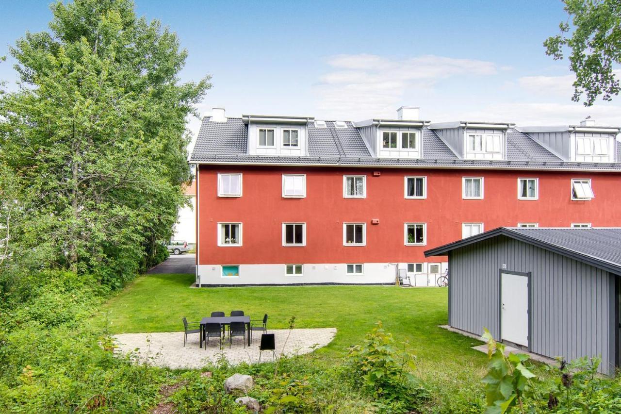 1 Rums-Laegenheter, Gangavstand Till Stroemstads Centrum Strömstad Exterior foto